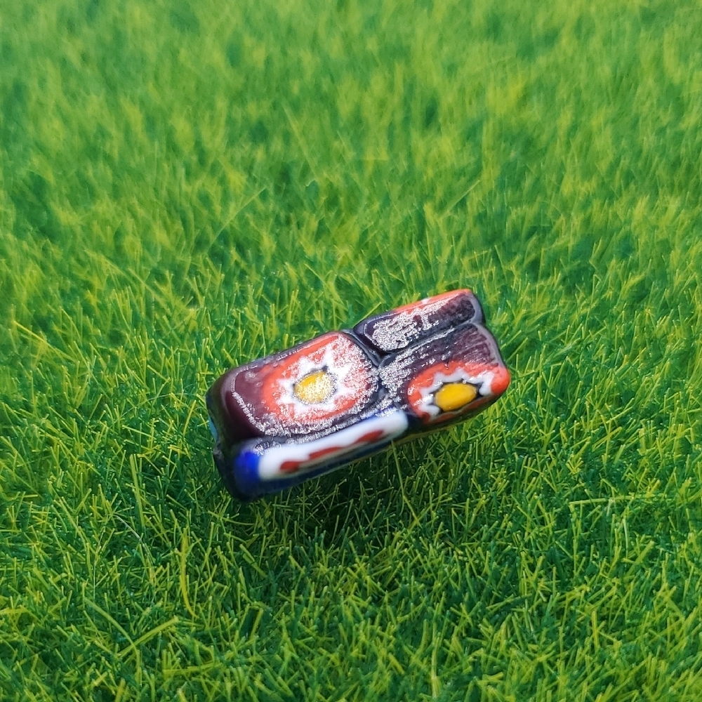 Hippie Dippy Flower Power Glass Charm P318